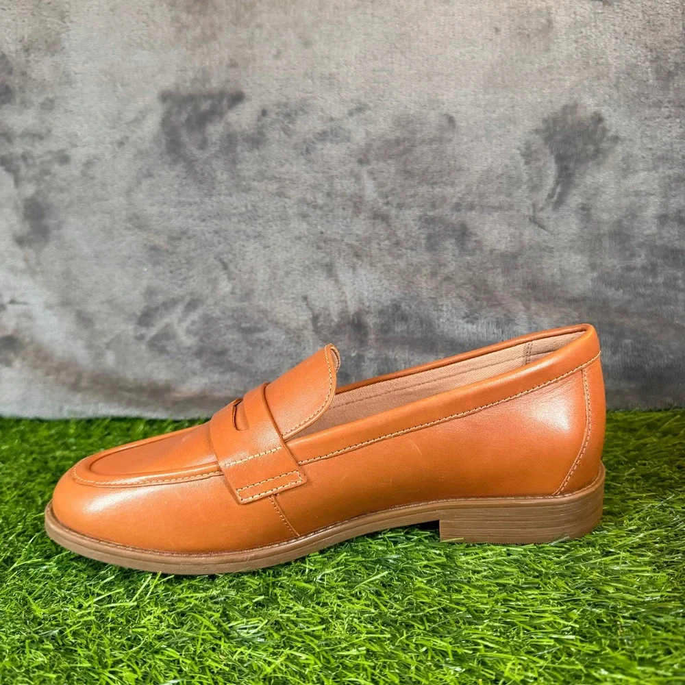 Cole Haan Haverhill Penny Loafers British Tan Leather W31769 Womens size 6.5 B